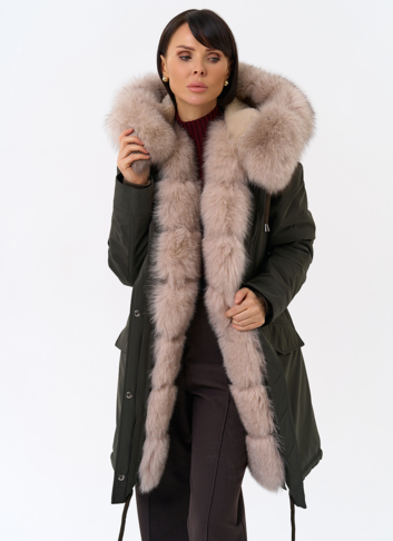 Женская парка с капюшоном из меха песца