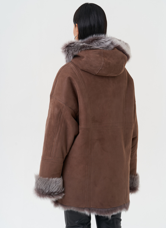 Натуральная дубленка с капюшоном