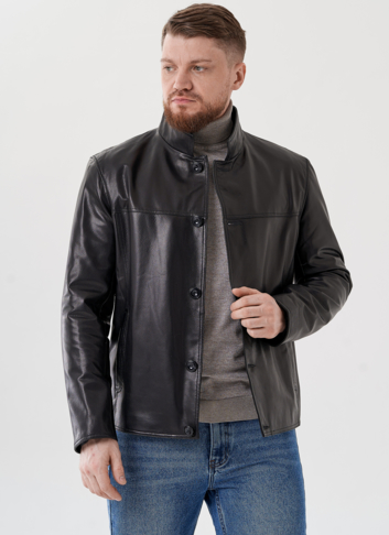 Мужская кожаная куртка черного цвета 