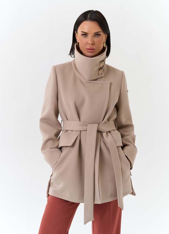 Женское укороченное пальто с воротником стойкой модель № 32552 меха малина