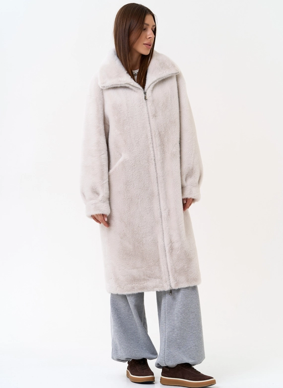 Женская шуба из эко меха с воротником стойкой