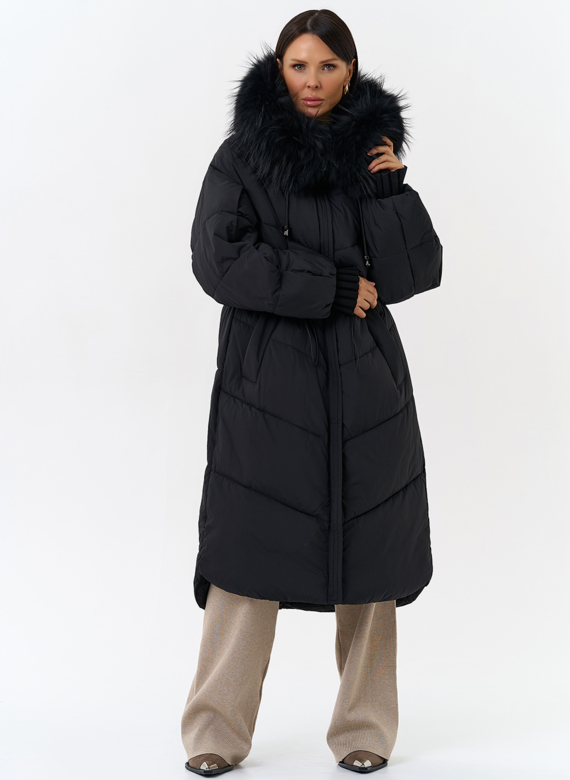 Женский пуховик с капюшоном из меха чернобурки