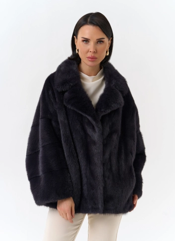 Шуба из меха норки с английским воротником