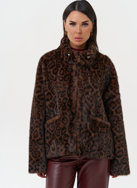 Женская куртка из эко меха с воротником 