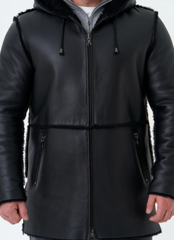 Мужская натуральная дубленка с капюшоном
