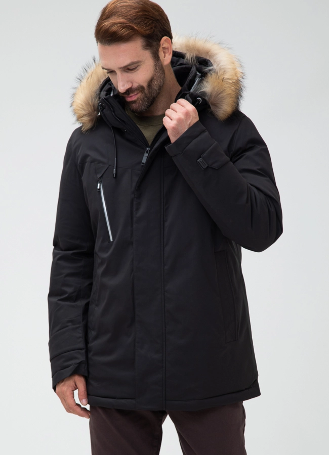 фото Мужской пуховик с капюшоном из меха енота модель № 28403