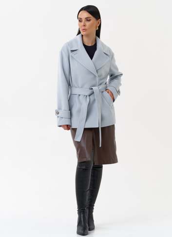 Укороченное пальто с поясом