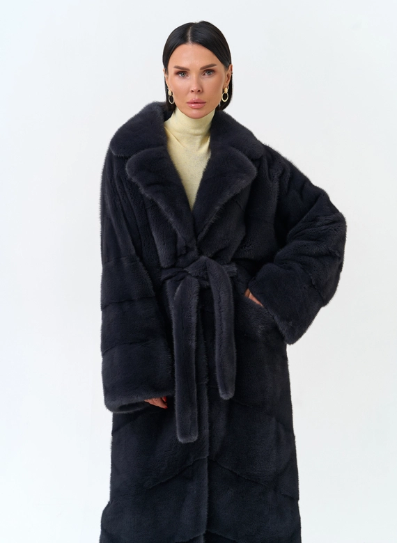 Женская шуба из меха норки с английским воротником фото