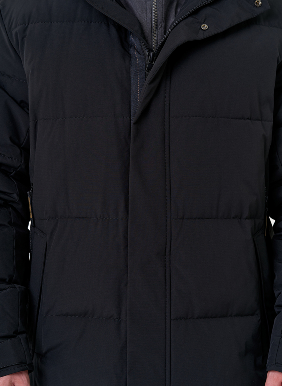 Мужской удлиненный пуховик с капюшоном