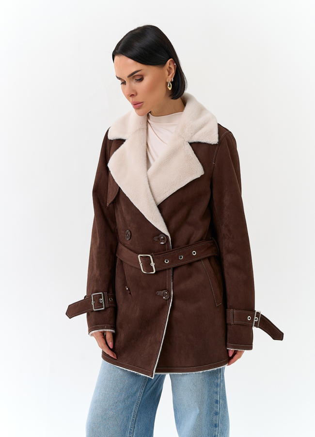 Женская дубленка из эко замши с английским воротником модель № 32786 универмаг малина